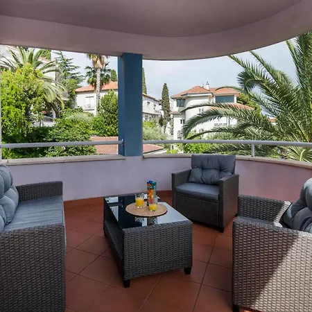 Apartamento Palm Tree Superior - Specially Designed Three-room - Location Right Next To The And The Center - Beautiful Terrace *