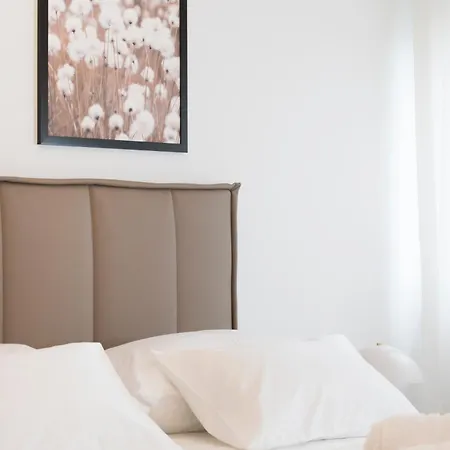 Apartamento Palm Tree Superior - Specially Designed Three-room - Location Right Next To The And The Center - Beautiful Terrace *