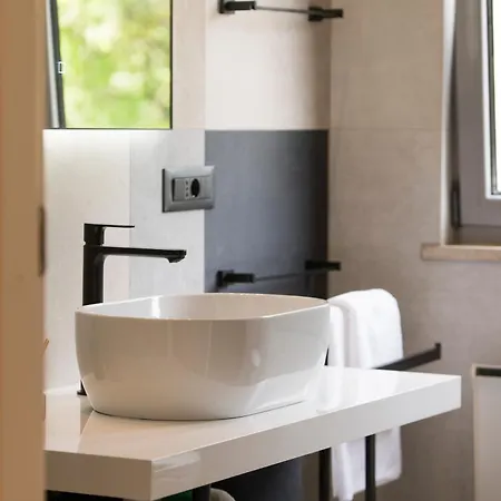 Apartamento Palm Tree Superior - Specially Designed Three-room - Location Right Next To The And The Center - Beautiful Terrace Split